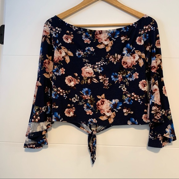 Raggs II Riches | Off Shoulder Floral Shirt - Picture 8 of 14